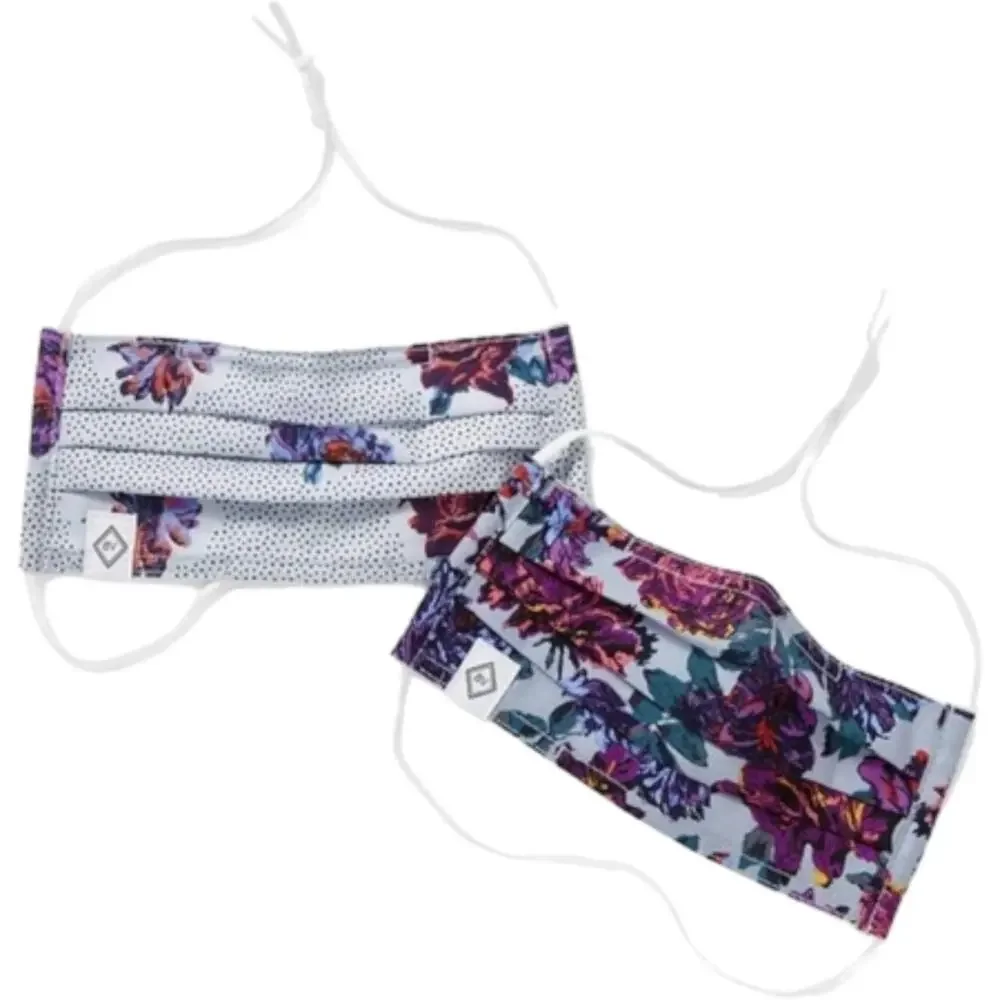 Lot 2 Vera Bradley Cotton Pleated Masks w/ Adjusters 2 pack